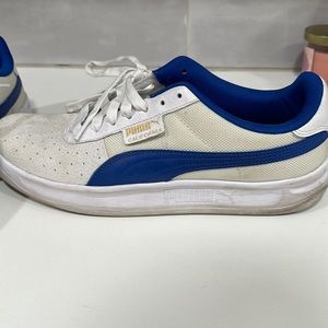 White and Blue Puma Men’s tennis shoes